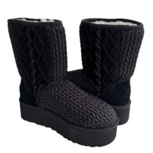 UGG Classic Short Villa Knit Black Boots